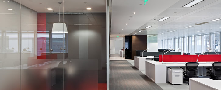 聚集一流的人才，實現人生夢想